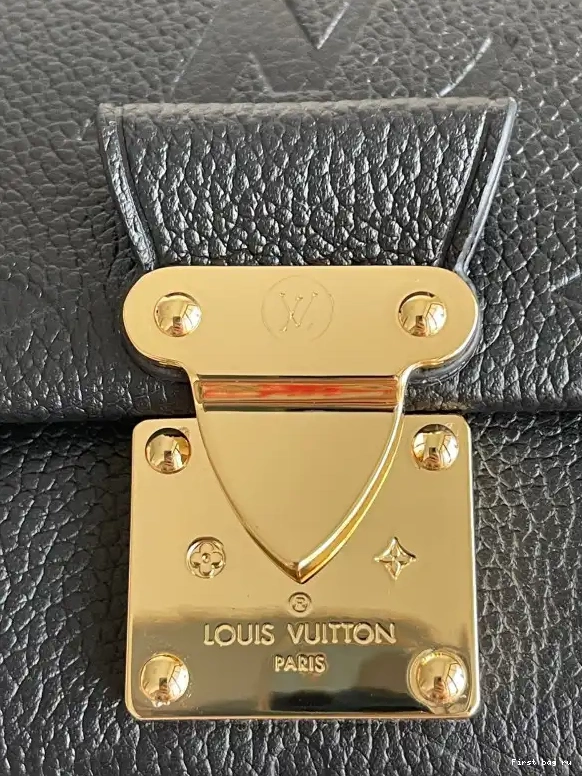 First bag ru LOUIS VUITTON FAVORITE 0706